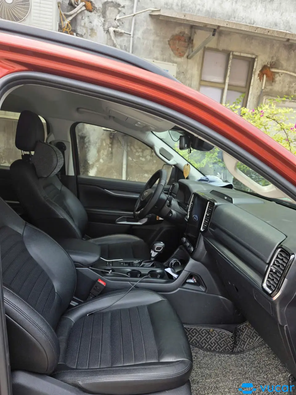 Ford Everest Sport 2.0L 4x2 AT 2022 - Nội thất 2
