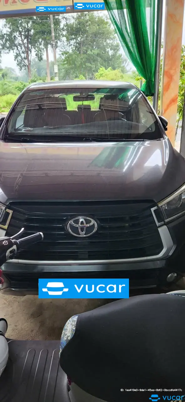 Toyota Innova Số sàn (MT) 2018 - Nội thất 3