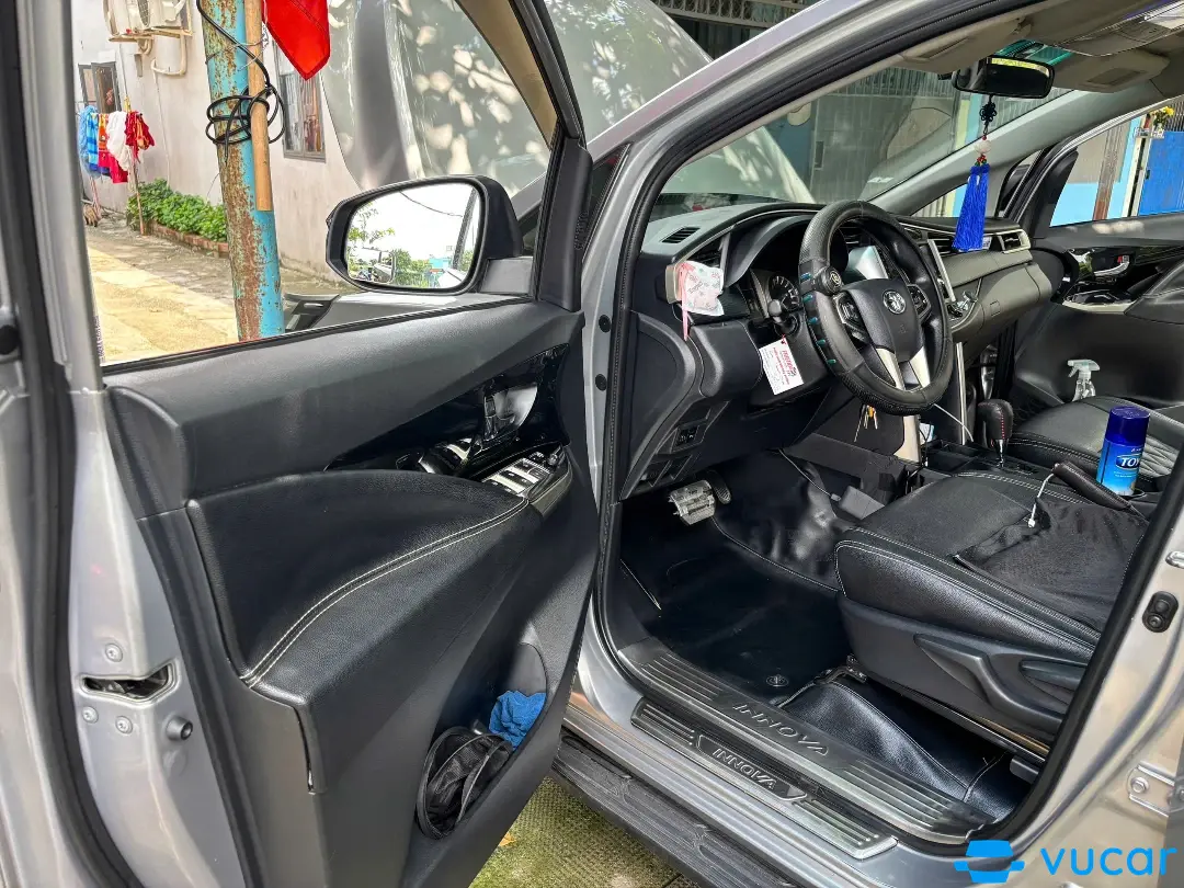 Toyota Innova 2.0G 2016 - Nội thất 9