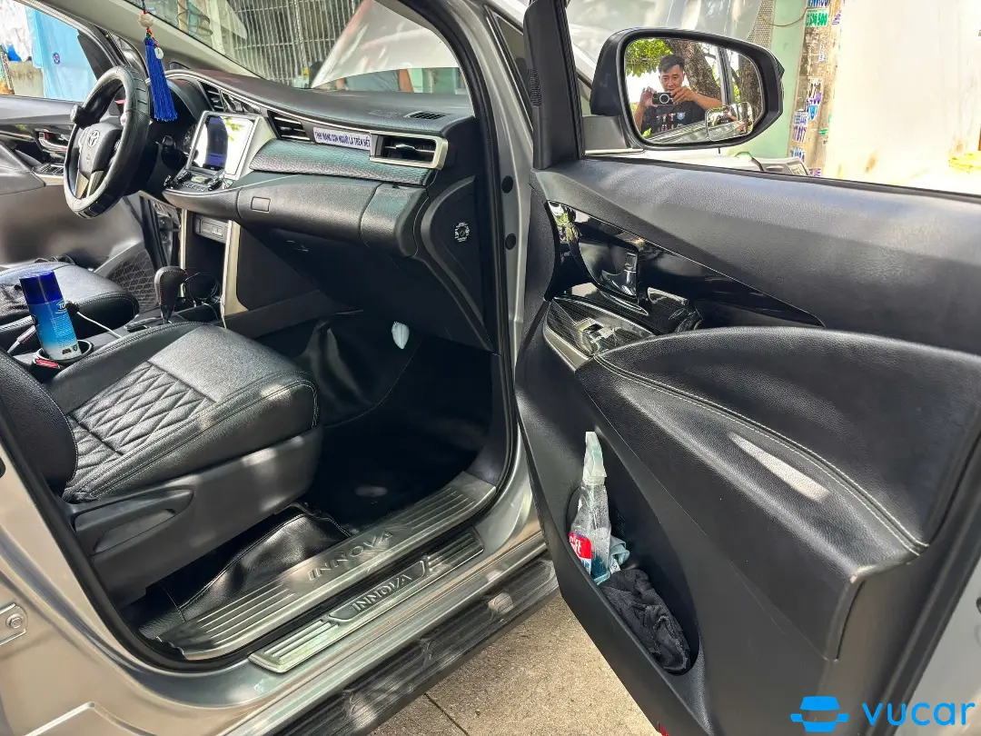 Toyota Innova 2.0G 2016 - Nội thất 14