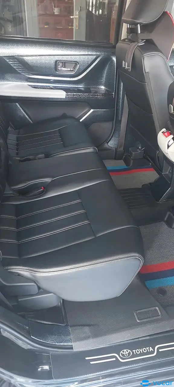 Toyota Veloz Cross 1.5 CVT 2022 - Nội thất 2