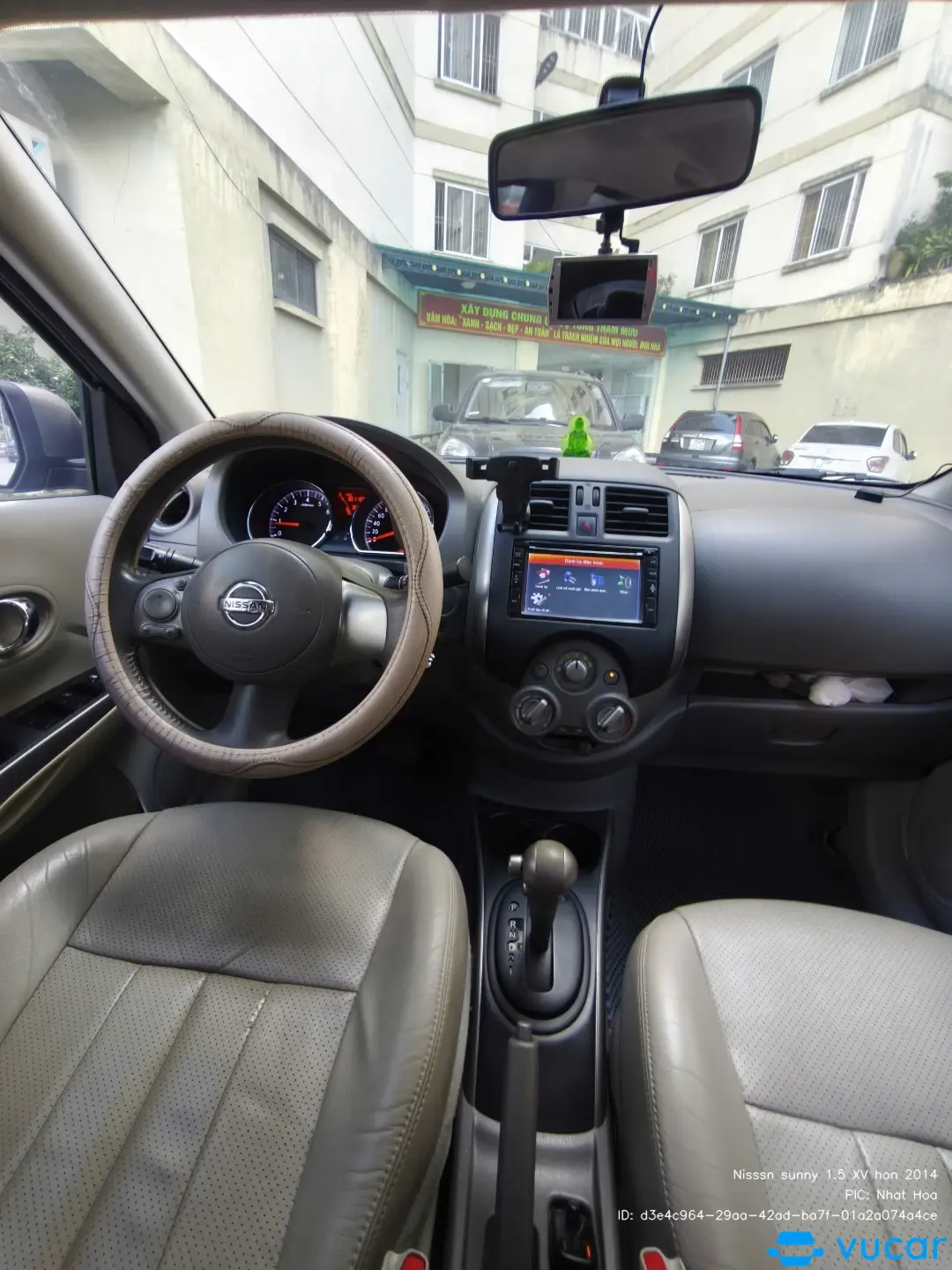 Nisssn sunny 1.5 XV hơn 2014 - Nội thất 3