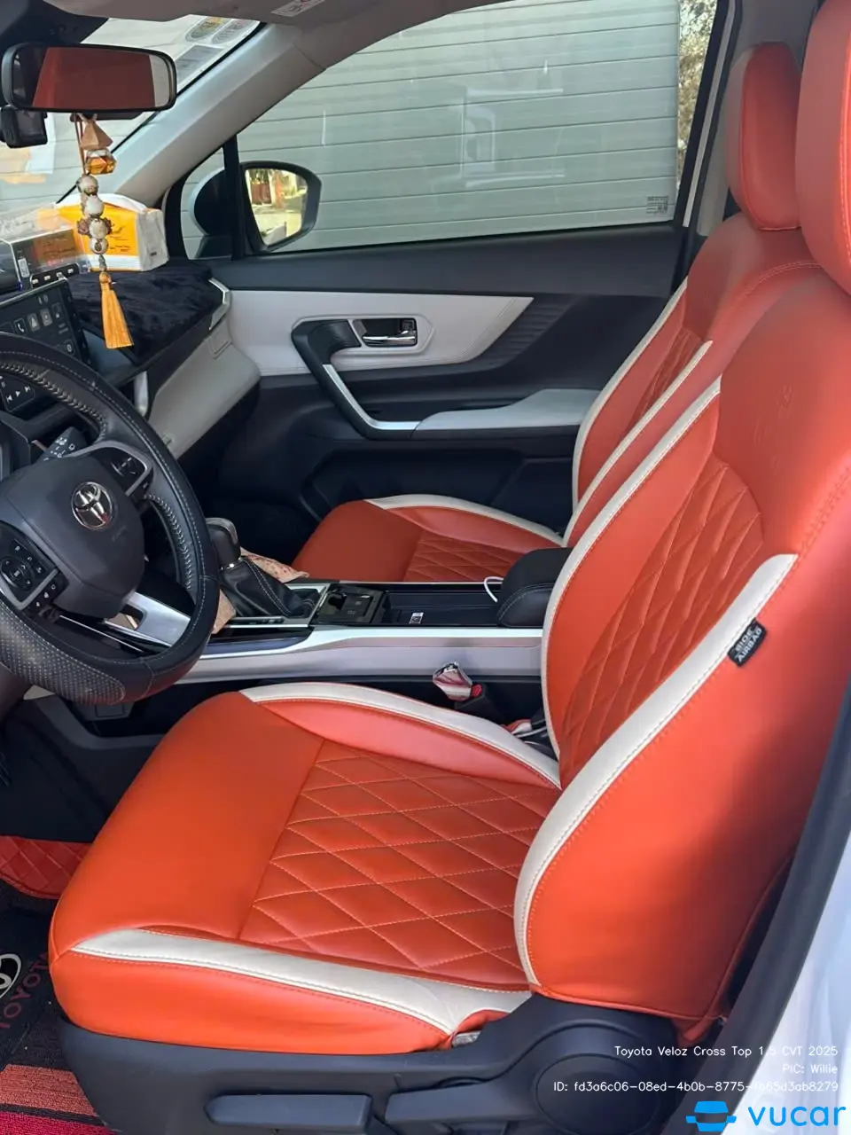 Toyota Veloz Cross Top 1.5 CVT 2025 - Nội thất 3