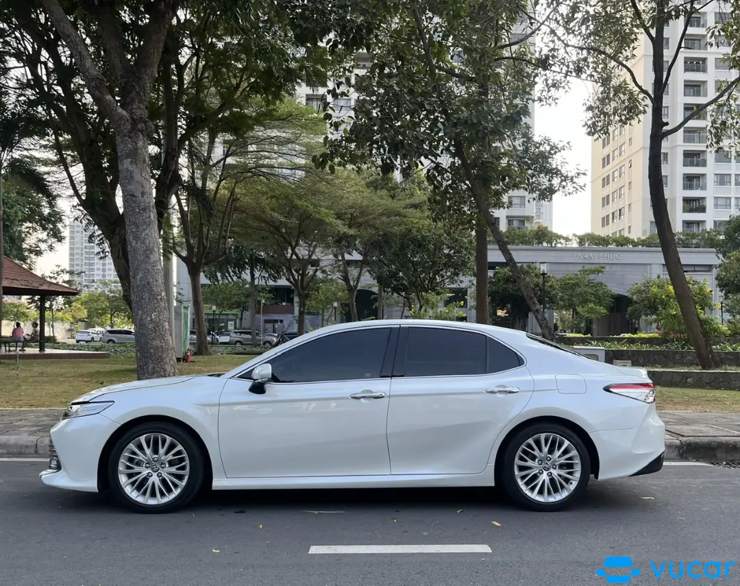 Toyota Camry 2.5Q 2019  - Ngoại thất 5