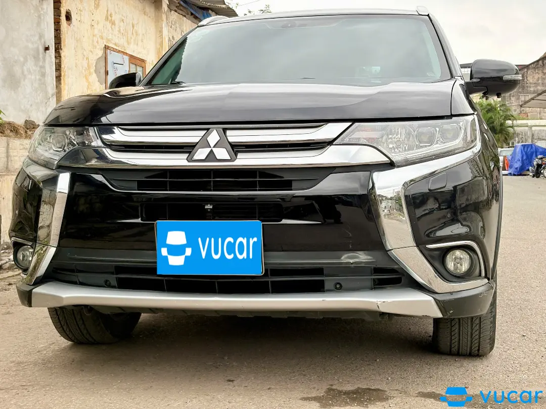 Mitsubishi Outlander 2.4 CVT Premium 2019 - Ngoại thất 1