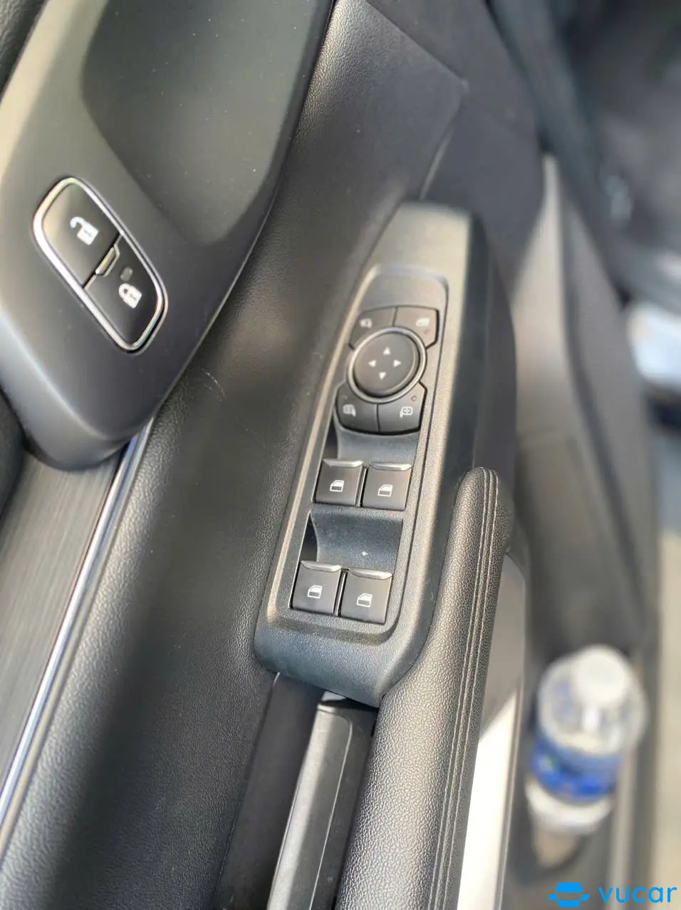 Ford Everest 4x4 titanium 2023 - Nội thất 4