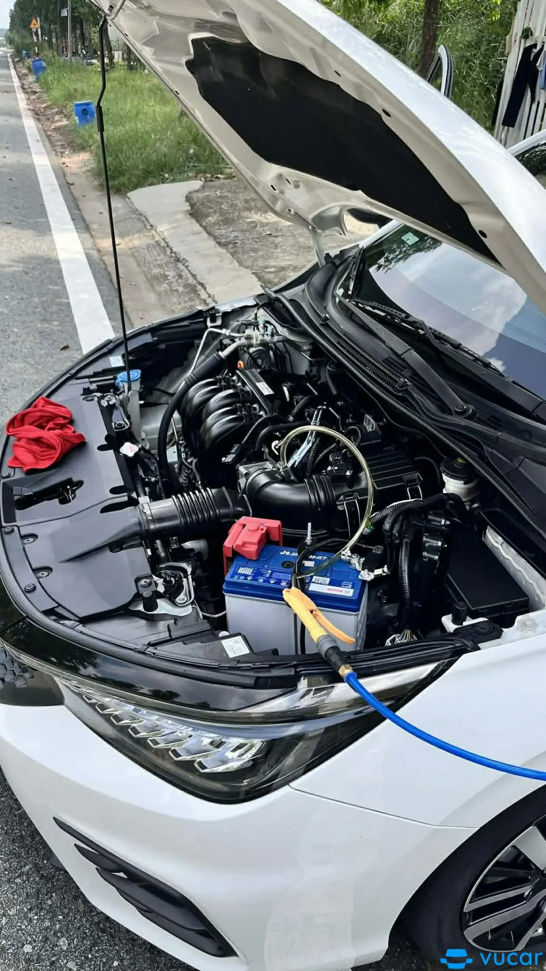 Honda City RS 1.5 AT 2022 - Khoang động cơ 1