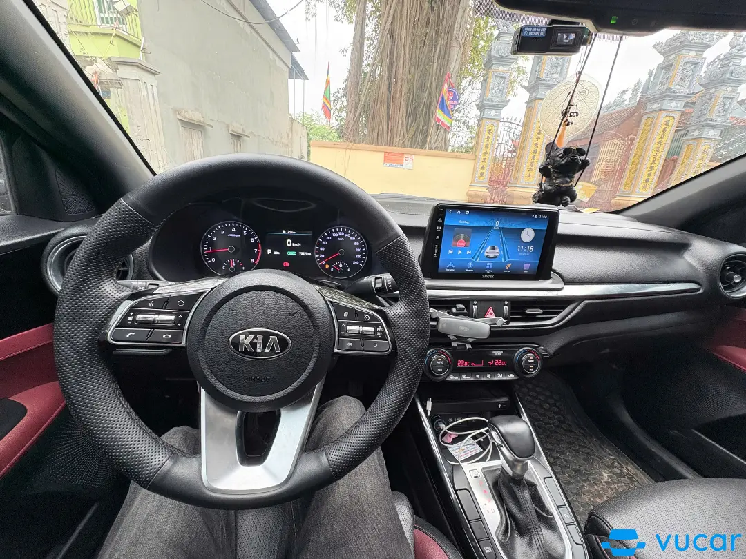Kia Cerato 2.0 AT Premium 2019 - Nội thất 3