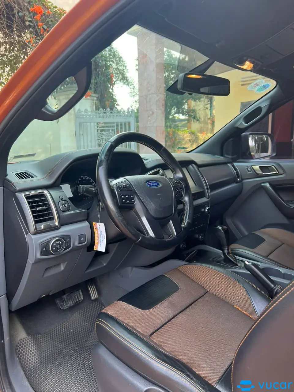 Ford Ranger Wildtrak 2.2L 4x2 AT 2016 - Nội thất 2