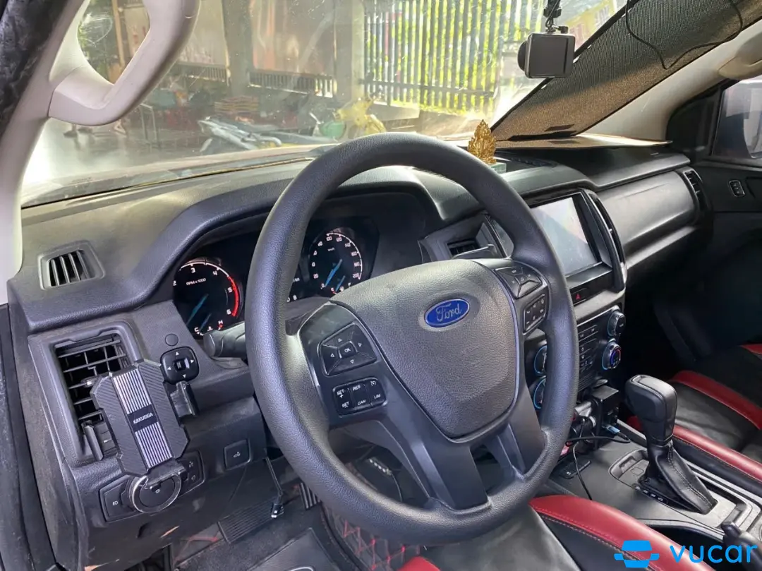 FORD RANGER XLS 2021 - Nội thất 2