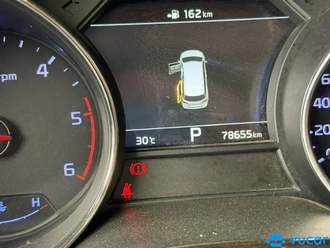 BMW 3 Series 2022 320i Sport Line - Nội thất 5