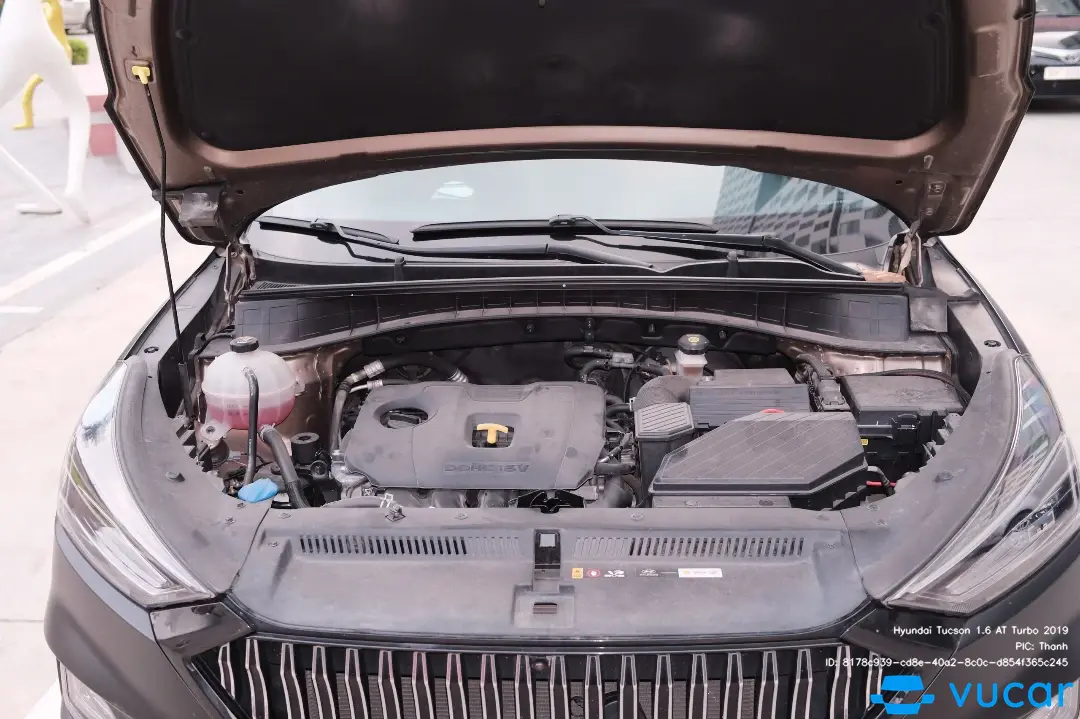 Hyundai Tucson 1.6 AT Turbo 2019 - Khoang động cơ 1