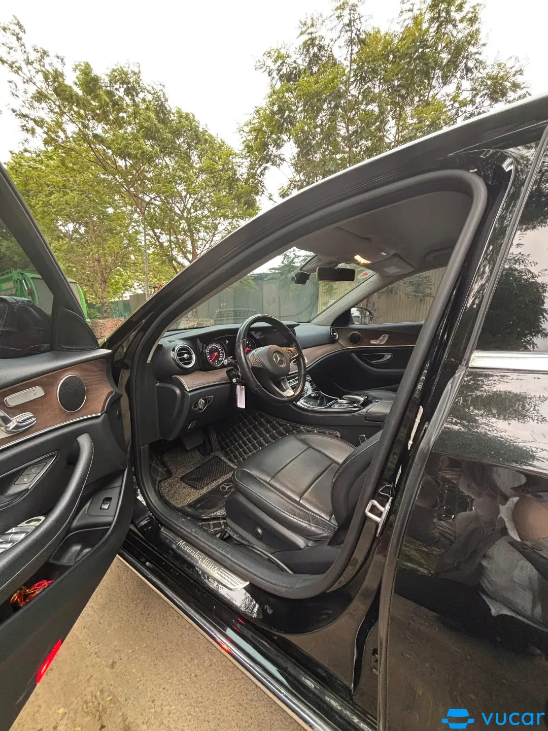 Mercedes E class E200 2017 - Nội thất 9