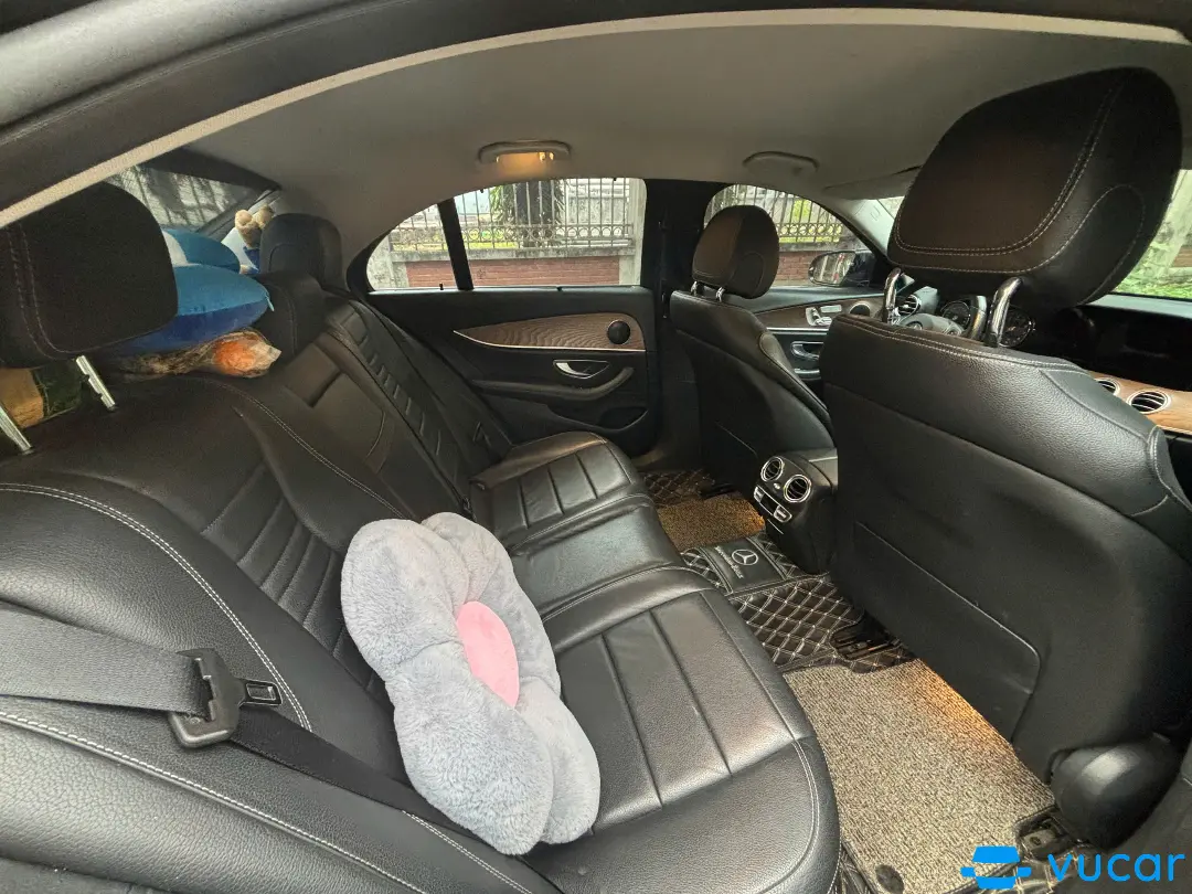 Mercedes E class E200 2017 - Nội thất 1