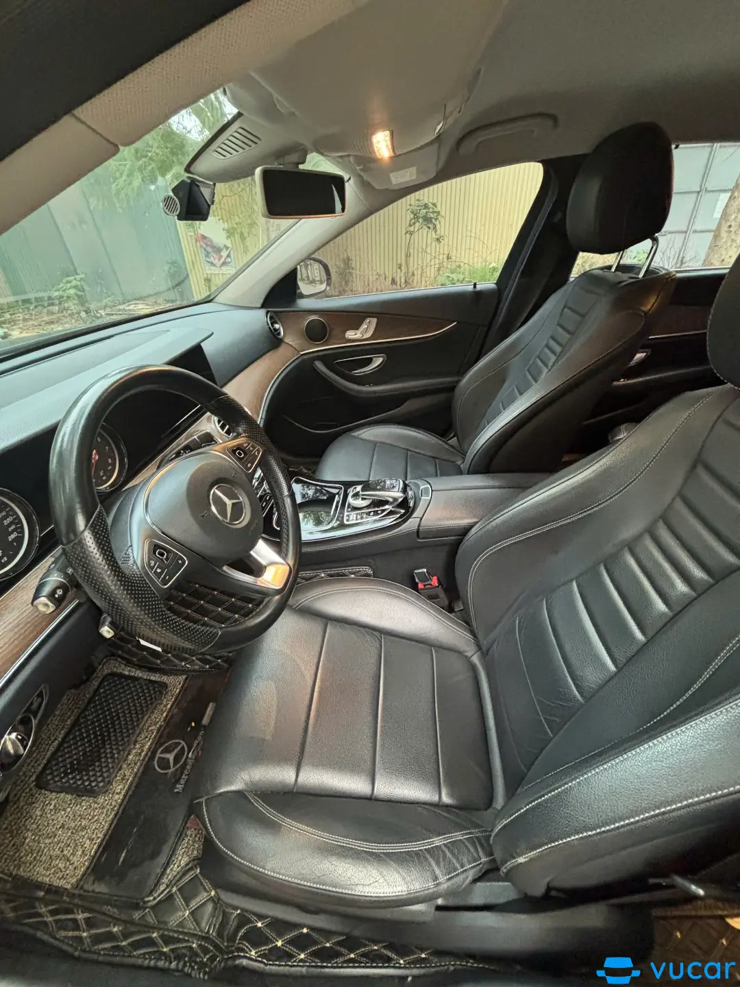 Mercedes E class E200 2017 - Nội thất 4