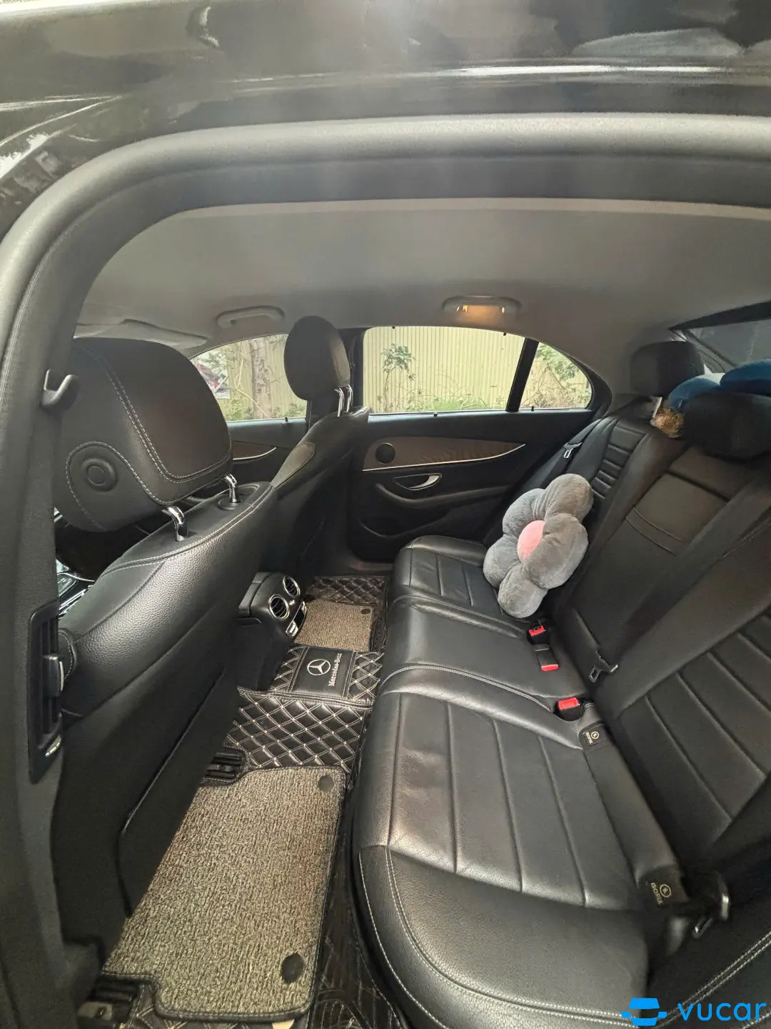 Mercedes E class E200 2017 - Nội thất 5