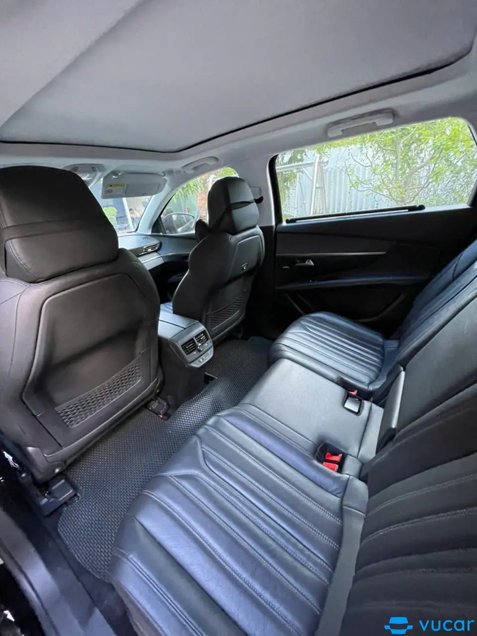 Peugeot 5008 GT Line 2018 - Nội thất 4