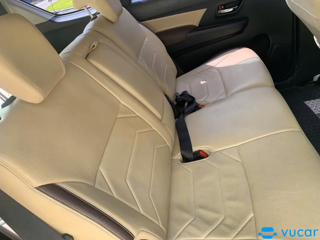 Suzuki Ertiga Hybrid 1.5 AT 2022 - Nội thất 1