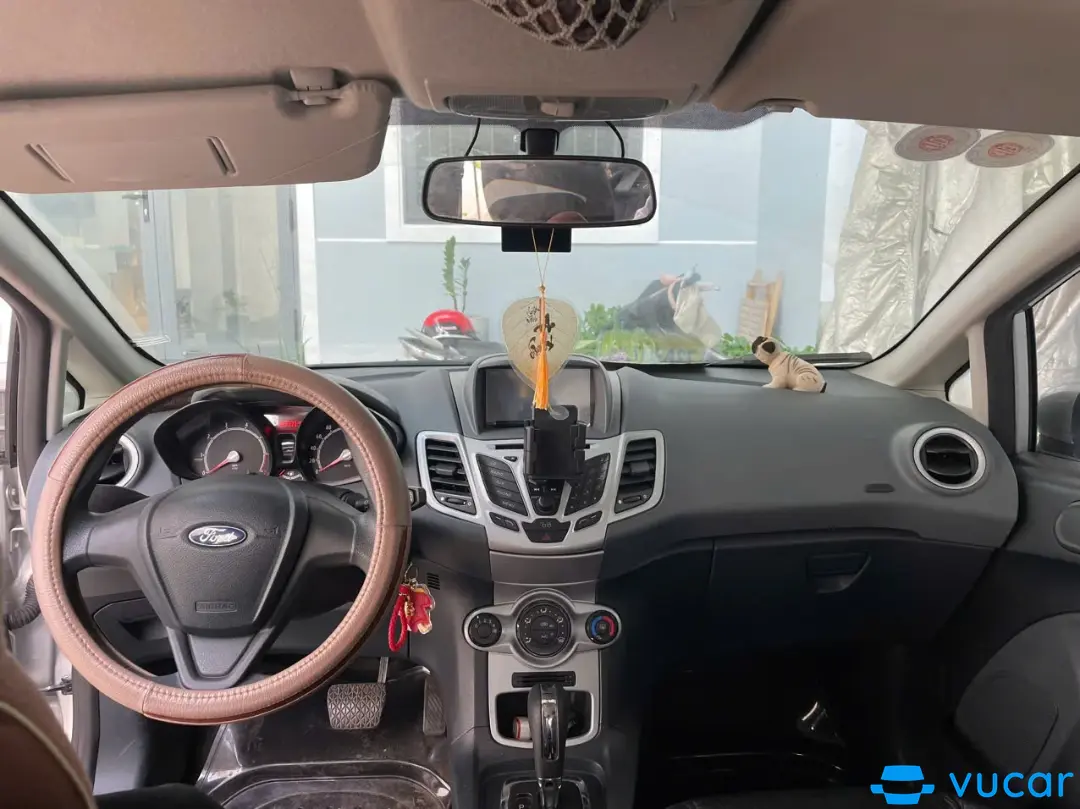 Ford Fiesta S 1.6 AT 2013 - Nội thất 1