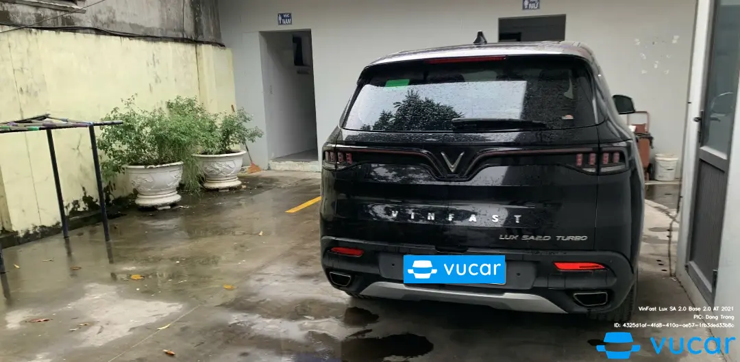 VinFast Lux SA 2.0 Base 2.0 AT 2021 - Ngoại thất 2