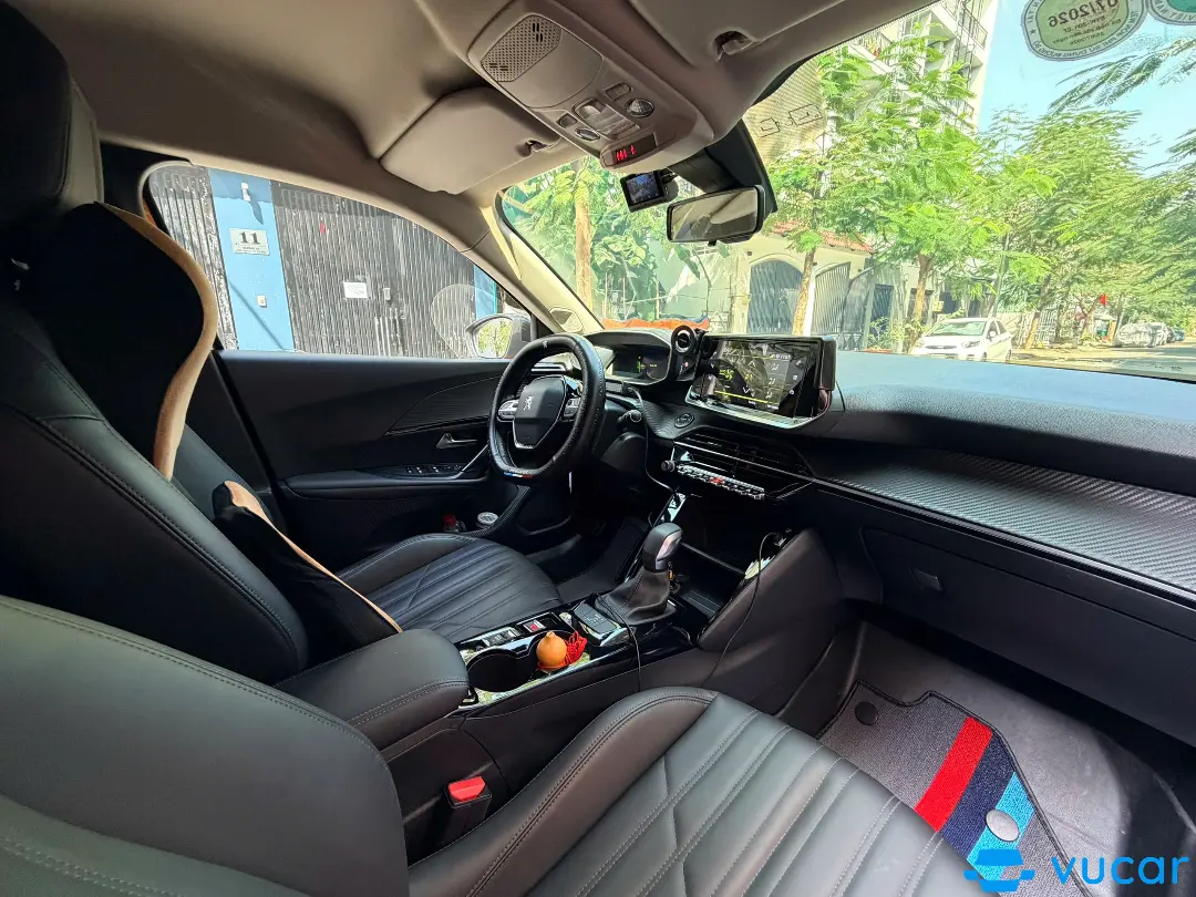 Peugeot 2008 GT Line 1.2 AT 2022 - Nội thất 4
