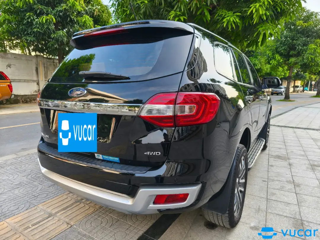 Everret Titanium 4x4 2020  - Ngoại thất 5