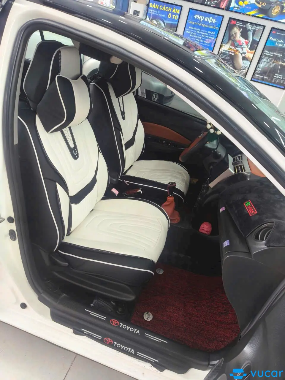 Toyota Vios  2011 - Nội thất 10