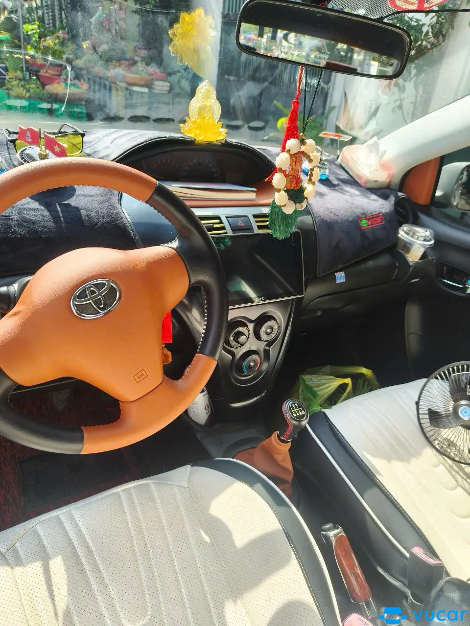 Toyota Vios  2011 - Nội thất 5
