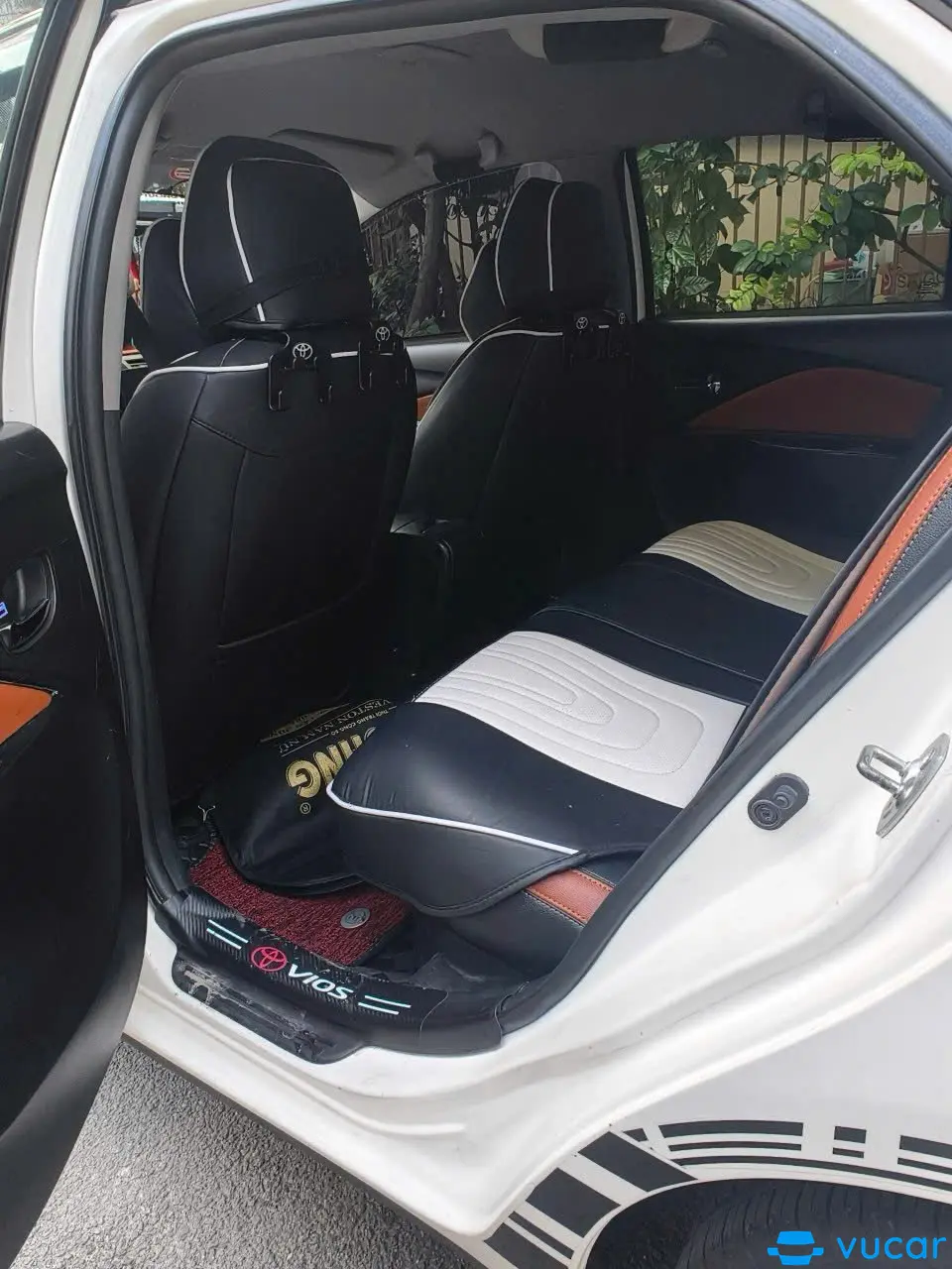 Toyota Vios  2011 - Nội thất 7