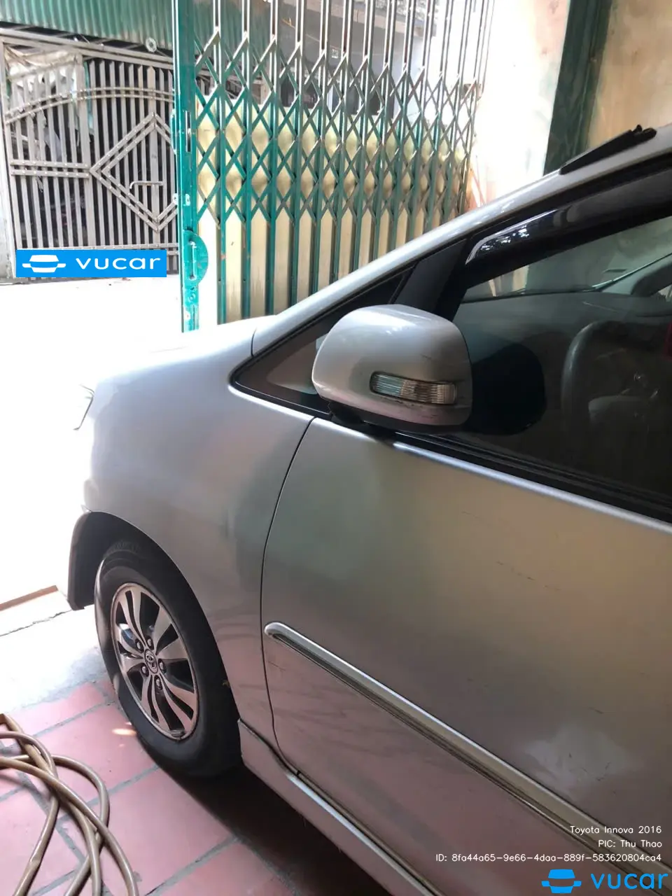 Toyota Innova 2.0 MT 2016 - Ngoại thất 1