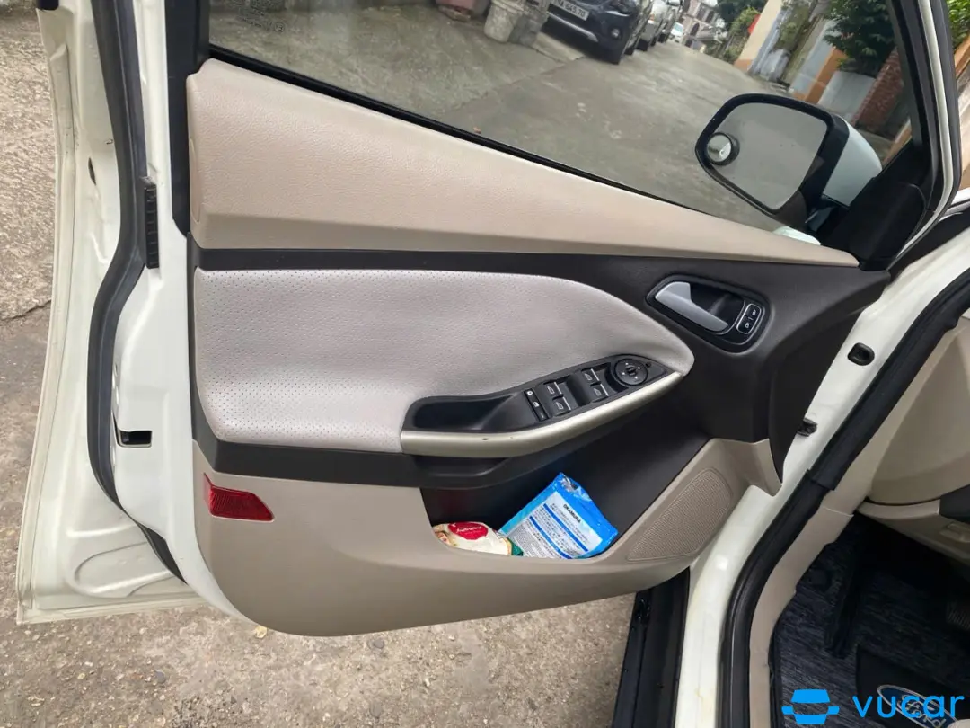Ford Focus Trend 1.5L 2017 - Nội thất 5