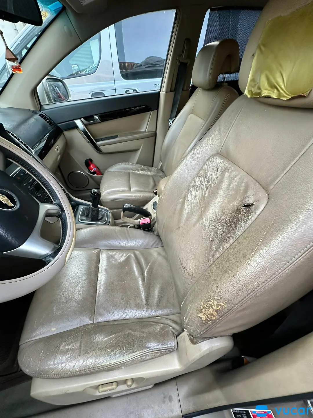 Chevrolet Captiva LT 2.4 MT 2008 - Nội thất 2