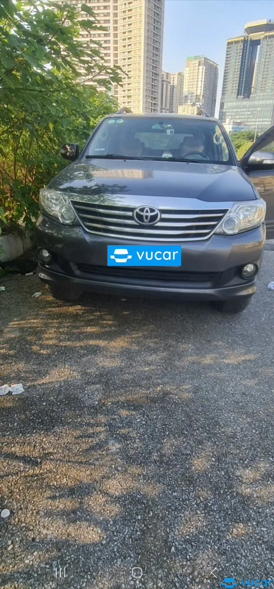 Toyota Fortuner 2015 2.7V 4x2 AT - Ngoại thất 1