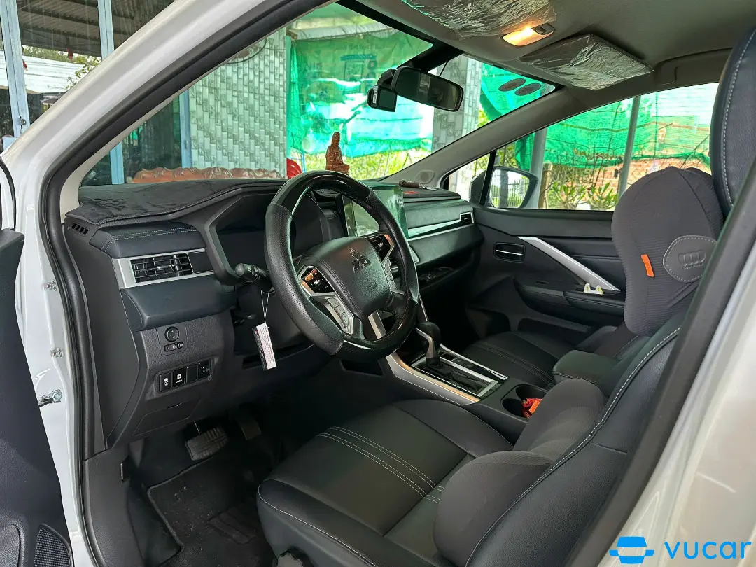 Mitsubishi Xpander Cross 1.5 AT 2023 - Nội thất 2