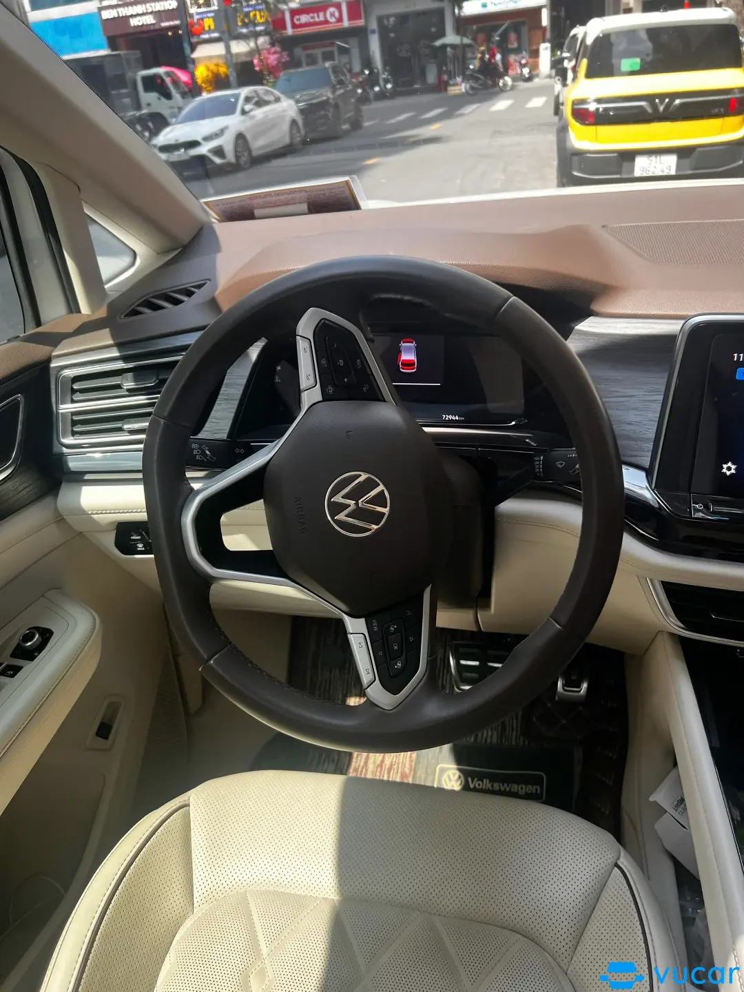 Volkswagen Viloran Luxury 2024 - Nội thất 7