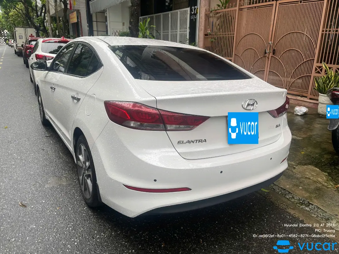 Hyundai Elantra 2.0 AT 2016 - Ngoại thất 2