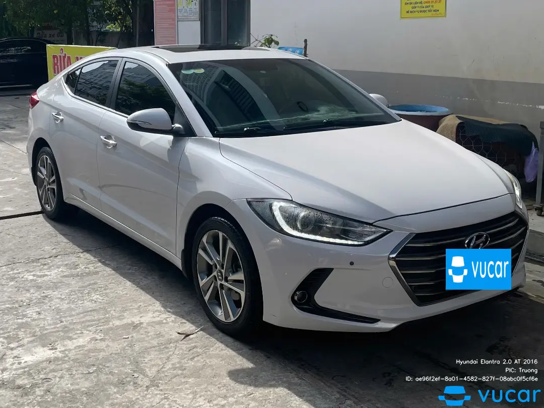 Hyundai Elantra 2.0 AT 2016 - Ngoại thất 4