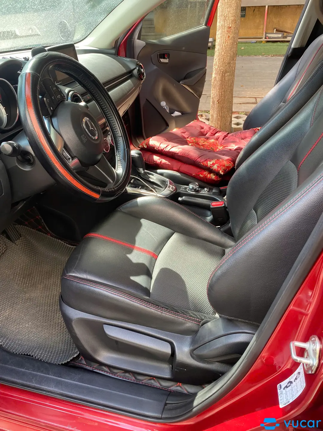 Mazda 2 1.5 AT 2015 - Nội thất 11