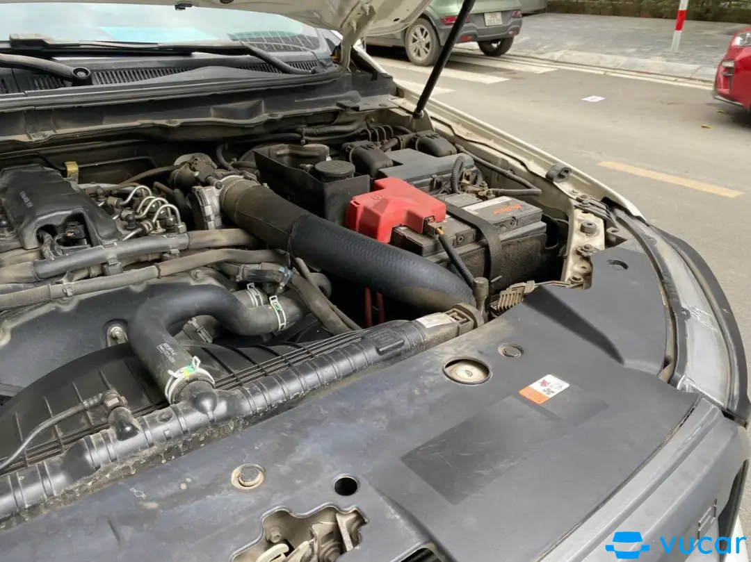 Ford Ranger Xls 2.2 AT 2020 - Khoang động cơ 1