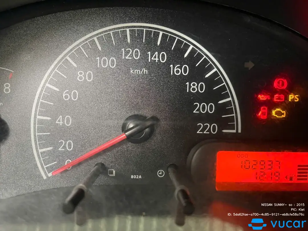 Nissan Sunny XL 2015 - Nội thất 1