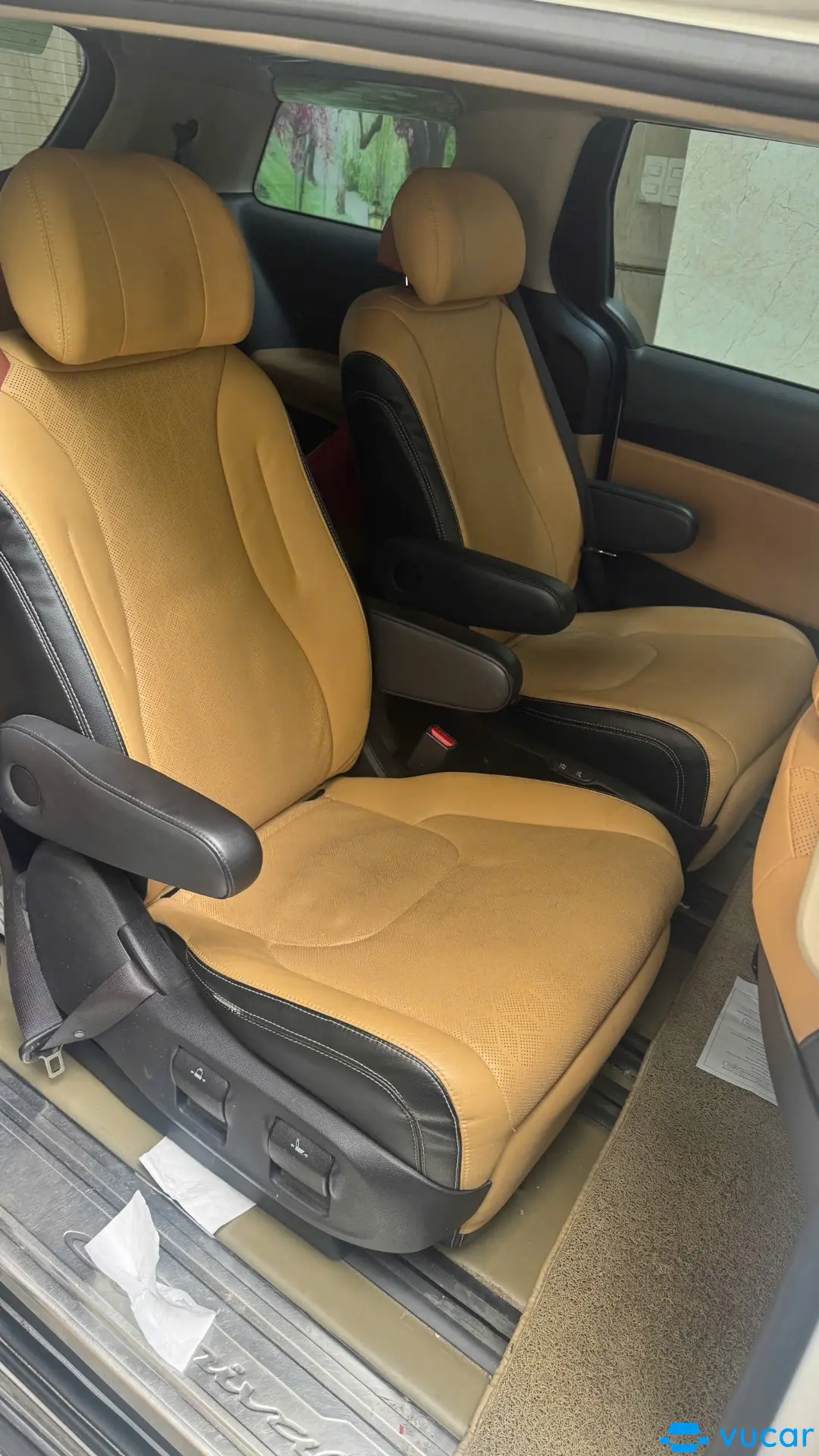Kia Carnival Luxury 2.2D 2022 - Nội thất 9
