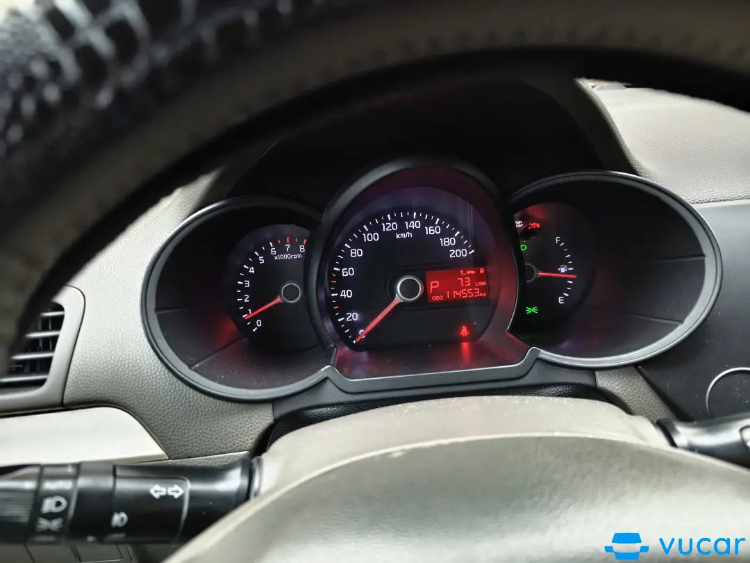 Kia morning si 2015 AT - Nội thất 1