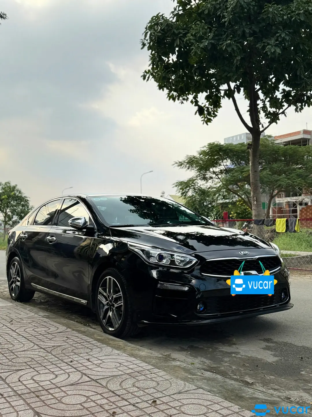 Kia Cerato 1.6 AT Luxury 2019 - Ngoại thất 3