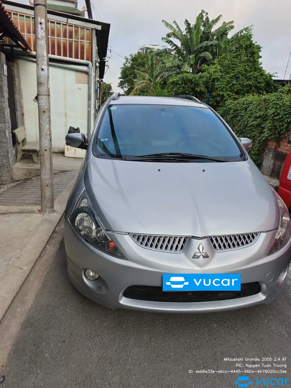 Mitsubishi Grandis 2005 2.4 AT