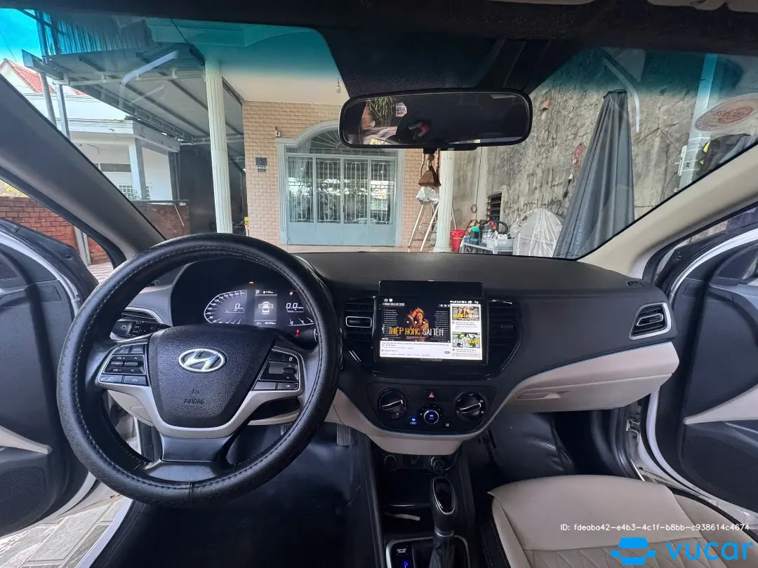 Hyundai Accent STD 2023 - Nội thất 11