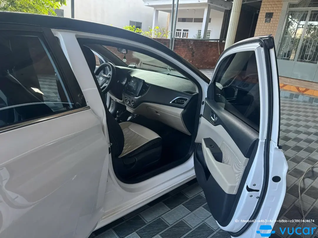 Hyundai Accent STD 2023 - Nội thất 12