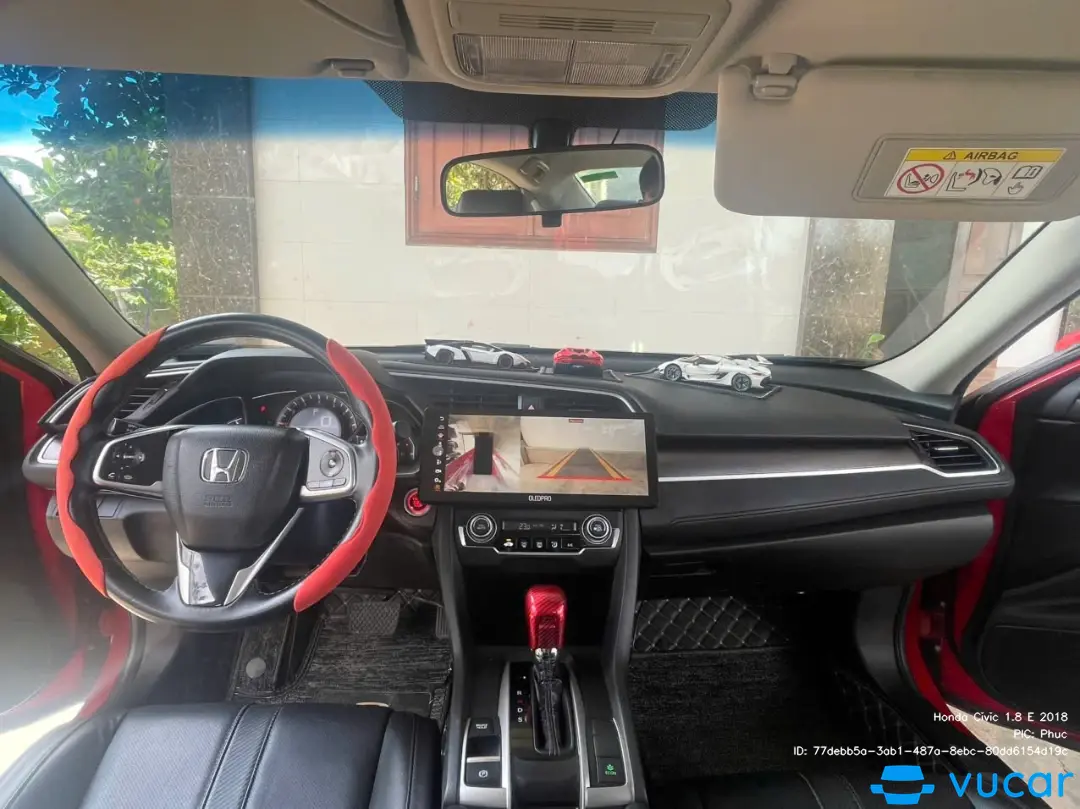 Honda Civic 1.8 E 2018 - Nội thất 2