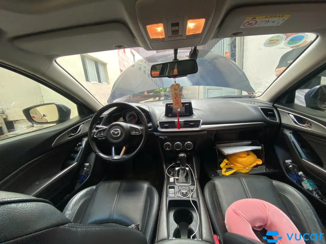 Mazda 3 1.5 AT 2018 - Nội thất 5