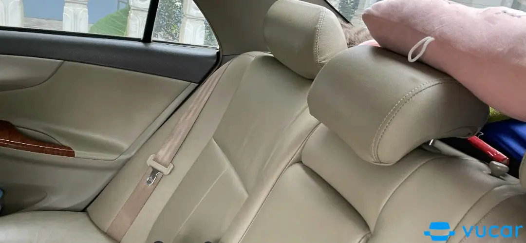 Toyota Corolla altis 1.8E AT 2010 - Nội thất 2