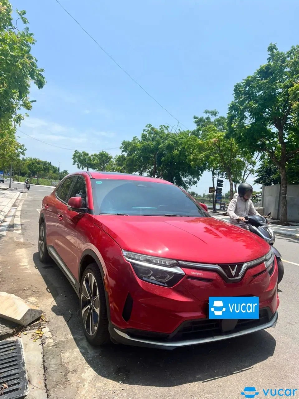 VinFast Vf8 Plus AWD 2026 - Ngoại thất 9